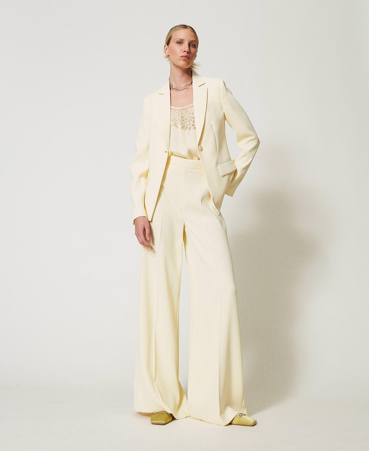Fluid cr&ecirc;pe palazzo trousers Vanilla Woman 251TP2102_12143_01