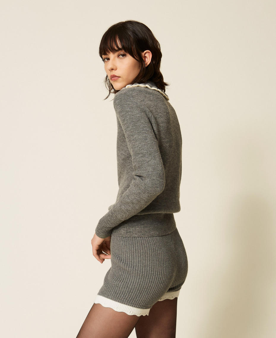 Pull polo avec col au crochet