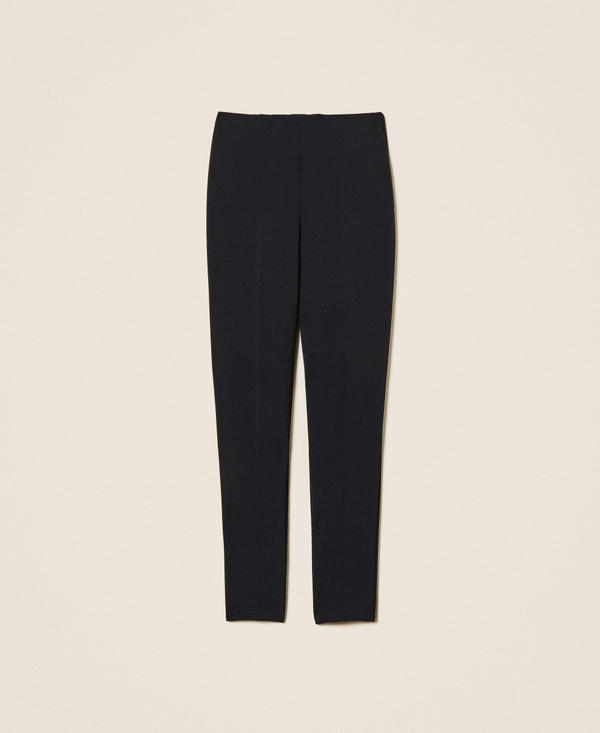 Pantalon ajust&eacute; en cr&ecirc;pe