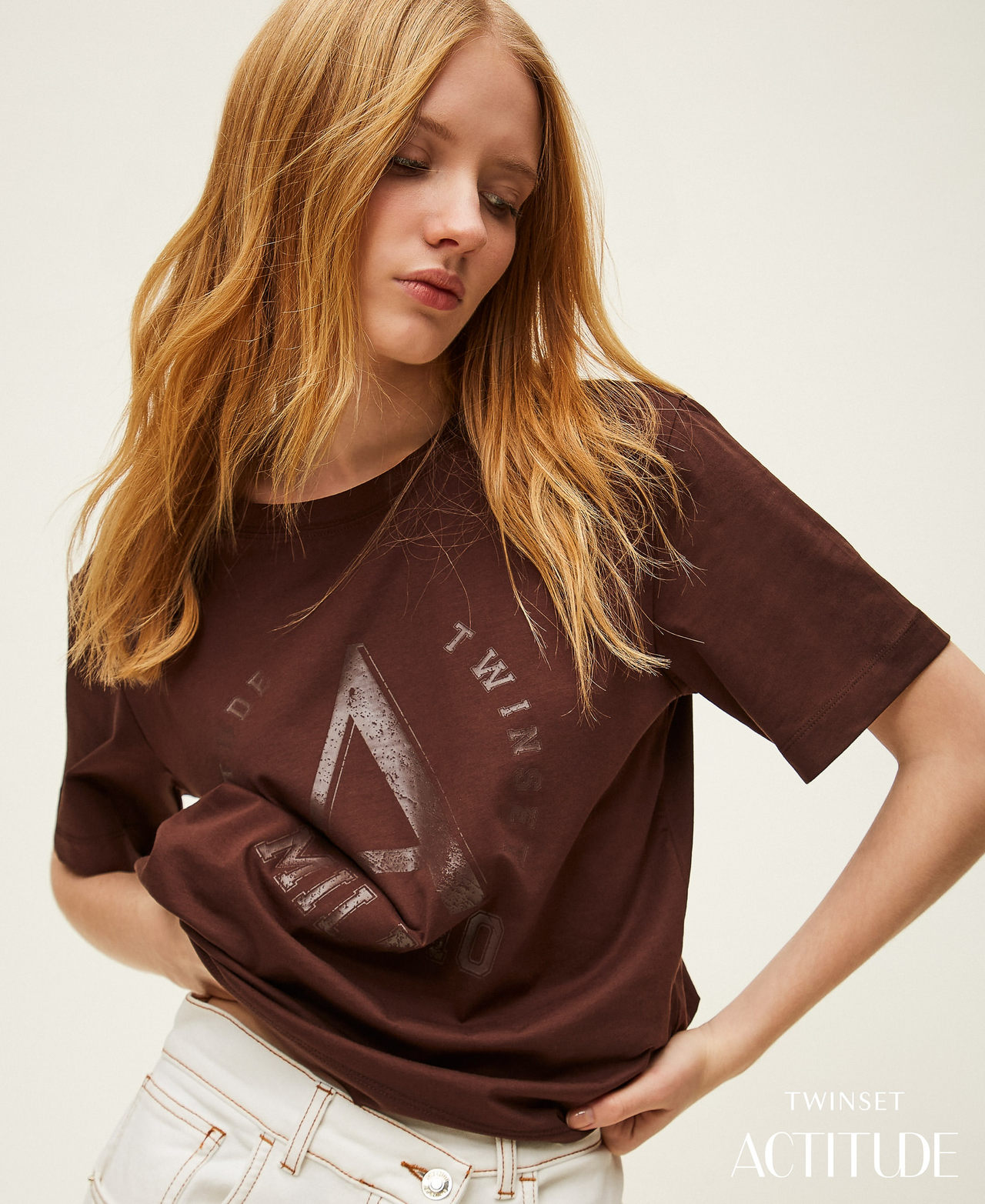 T-shirt with laminated logo print Chocolate Lab Woman 261AP2163_10780_PA