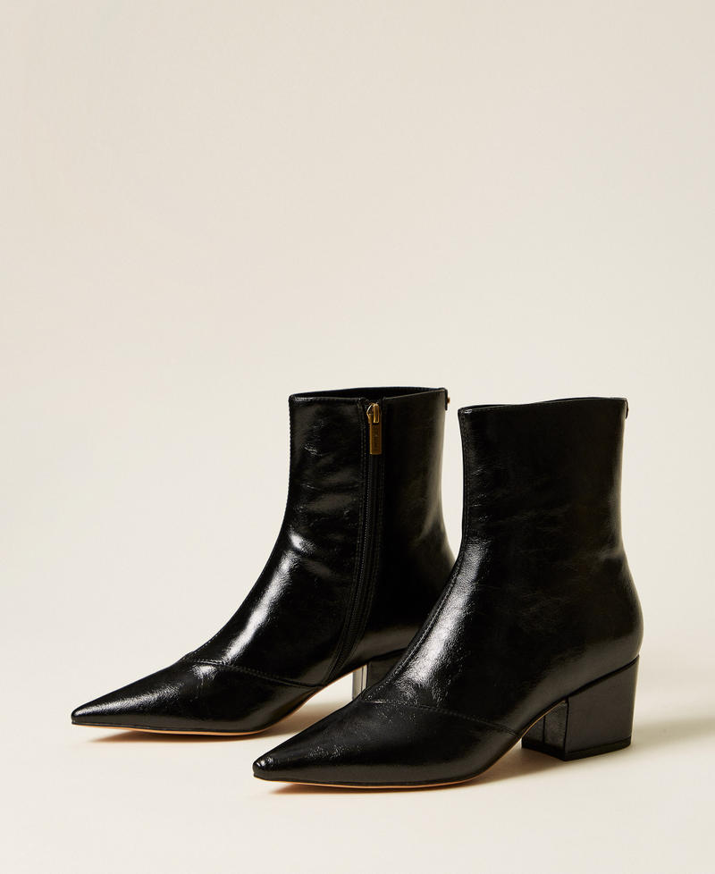 Stivaletti a punta sfilata Nero Donna 252TGT142_00006_02