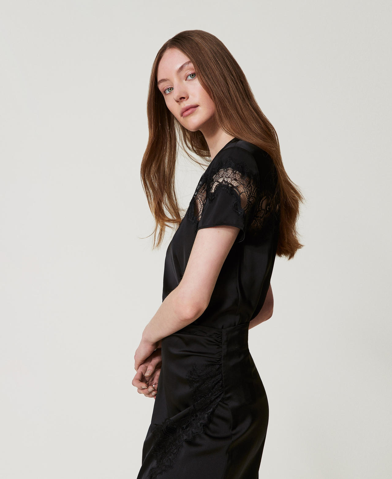 Satin T-shirt with lace Black Woman 251TQ2013_00006_02