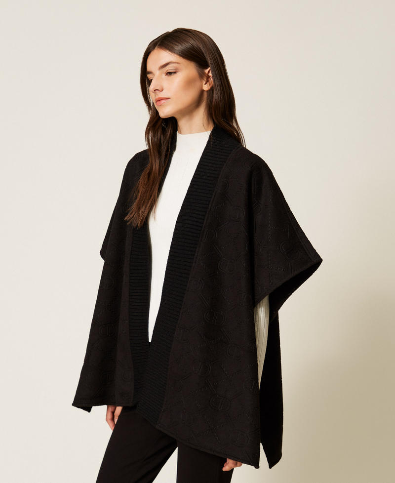 Wool cloth poncho with Oval T Black Woman 252TO5420_00006_02