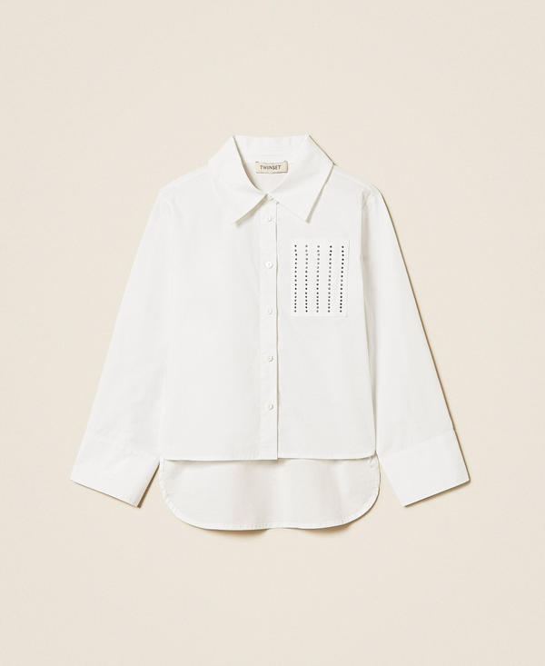 Camisa de popelina con tachuelas