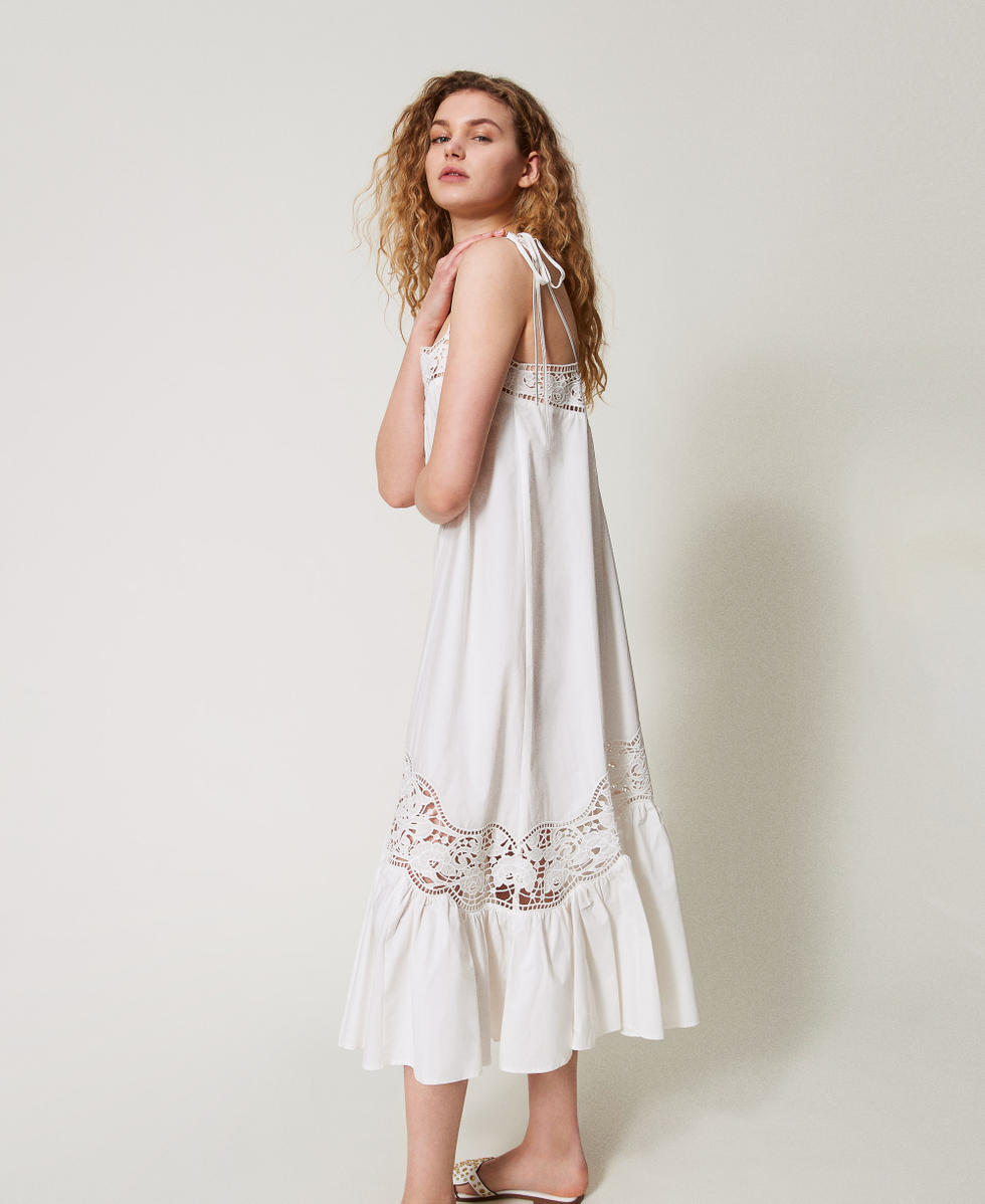 Robe longue en popeline avec broderies anglaises