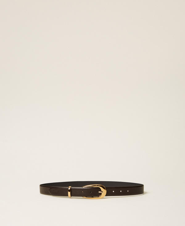 Leather belt with oval buckle