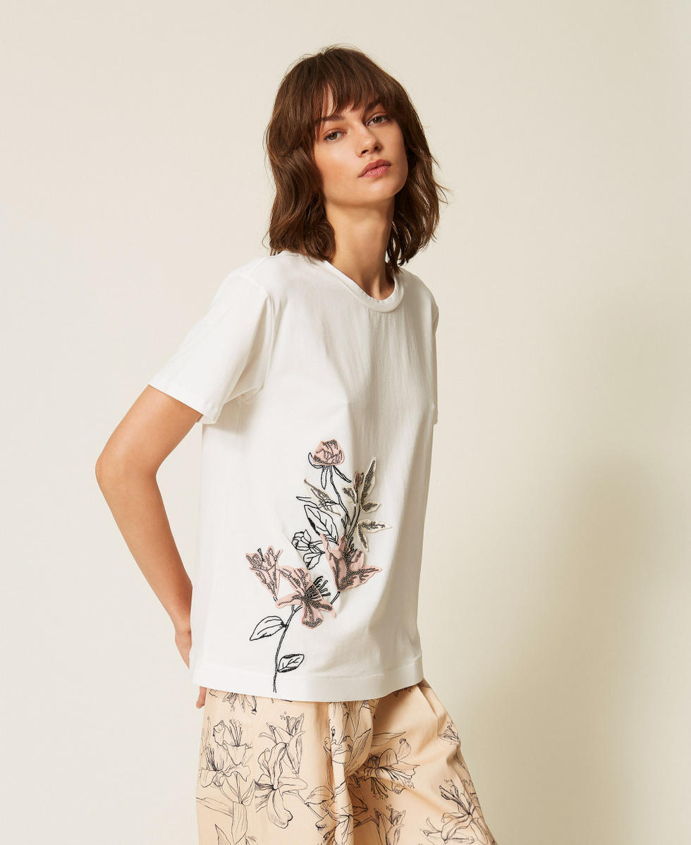 T-shirt with floral embroidery Off White Woman 262LI2CUU_00526_02