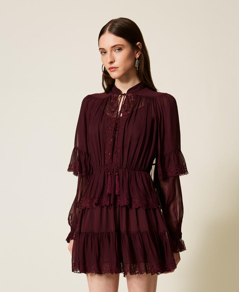 Vestido corto de georgette con bordado Morado «Winetasting» Mujer 252TS2296_05609_01