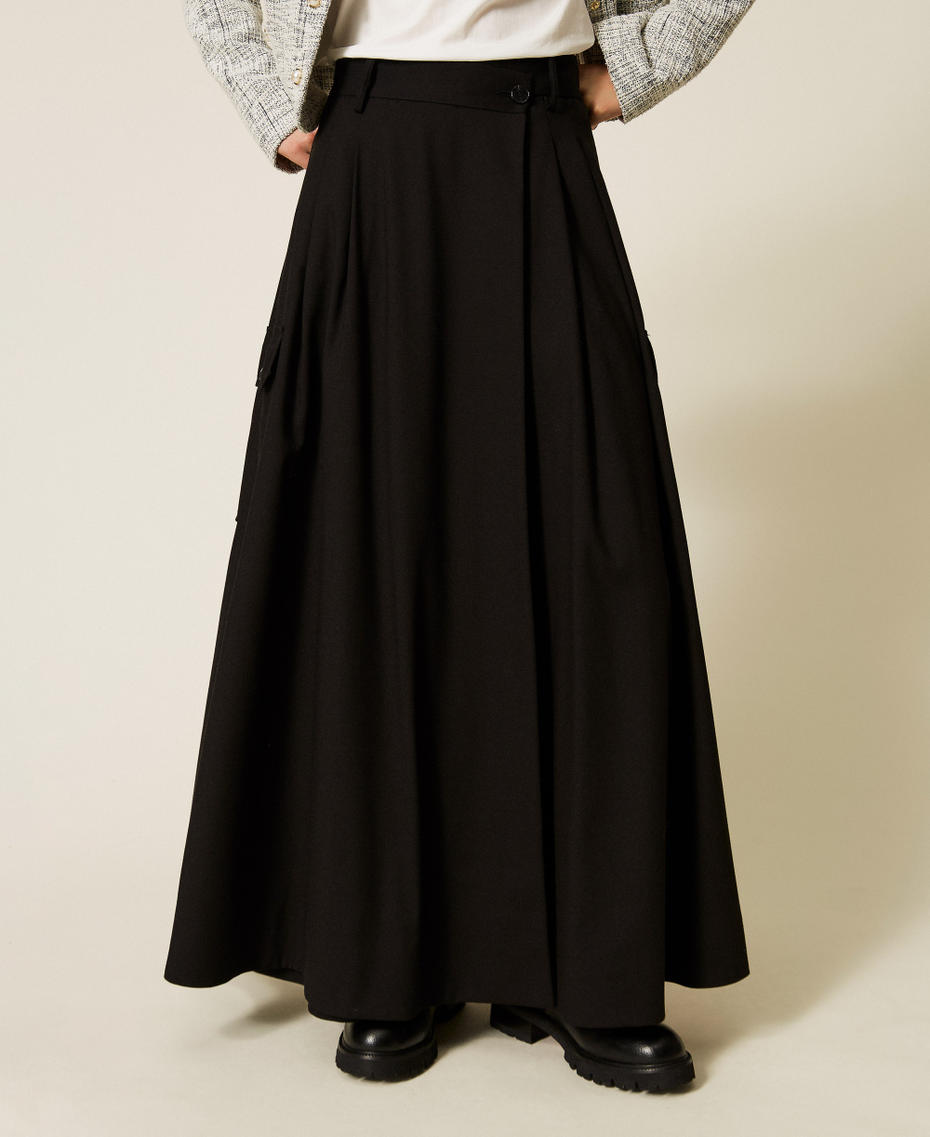 Wickelrock aus Flanell Schwarz Frau 262LI2WDD_00006_04