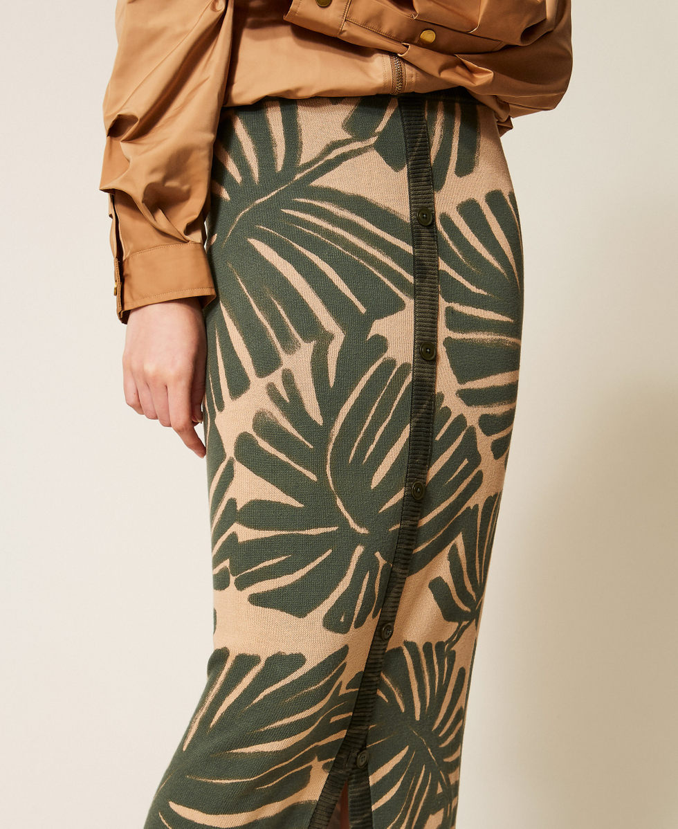 Falda midi de punto con estampado Estampado Jungle Mujer 261LL3FCC_13301_04