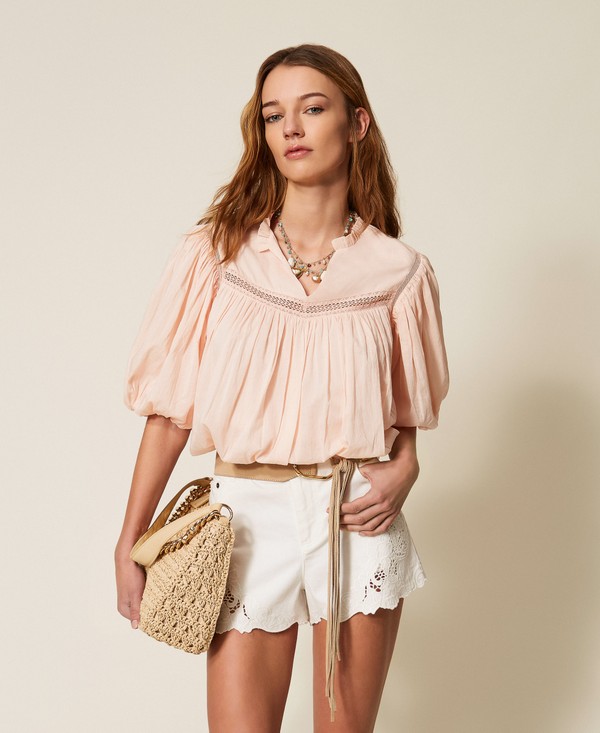 Blusa in mussola con arricciature