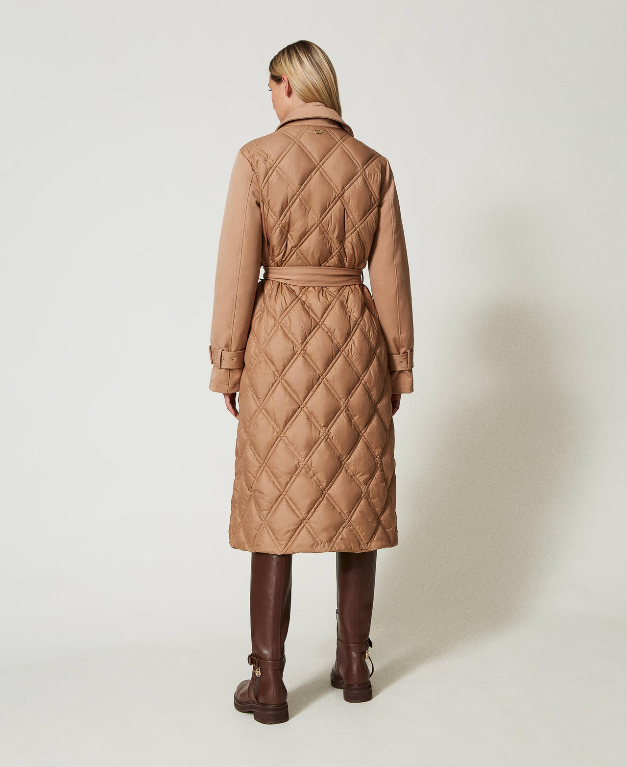 Double-breasted quilted puffer jacket