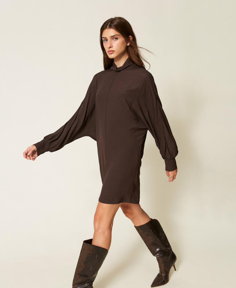 Robe courte en cr&ecirc;pe de Chine Marron Deep Brown Femme 262TF2051_13611_03
