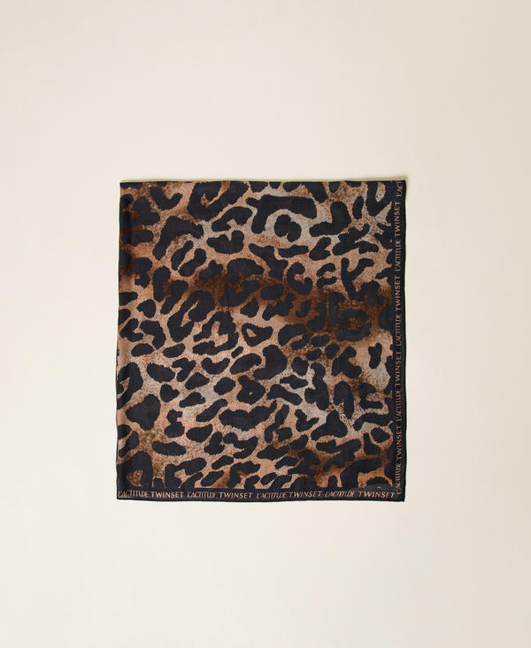 Pa&ntilde;uelo con animal print