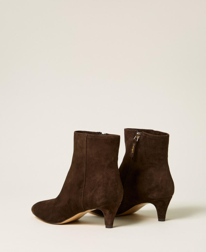 Suede leather ankle boots Darkness Brown Woman 262TCP142_13411_03