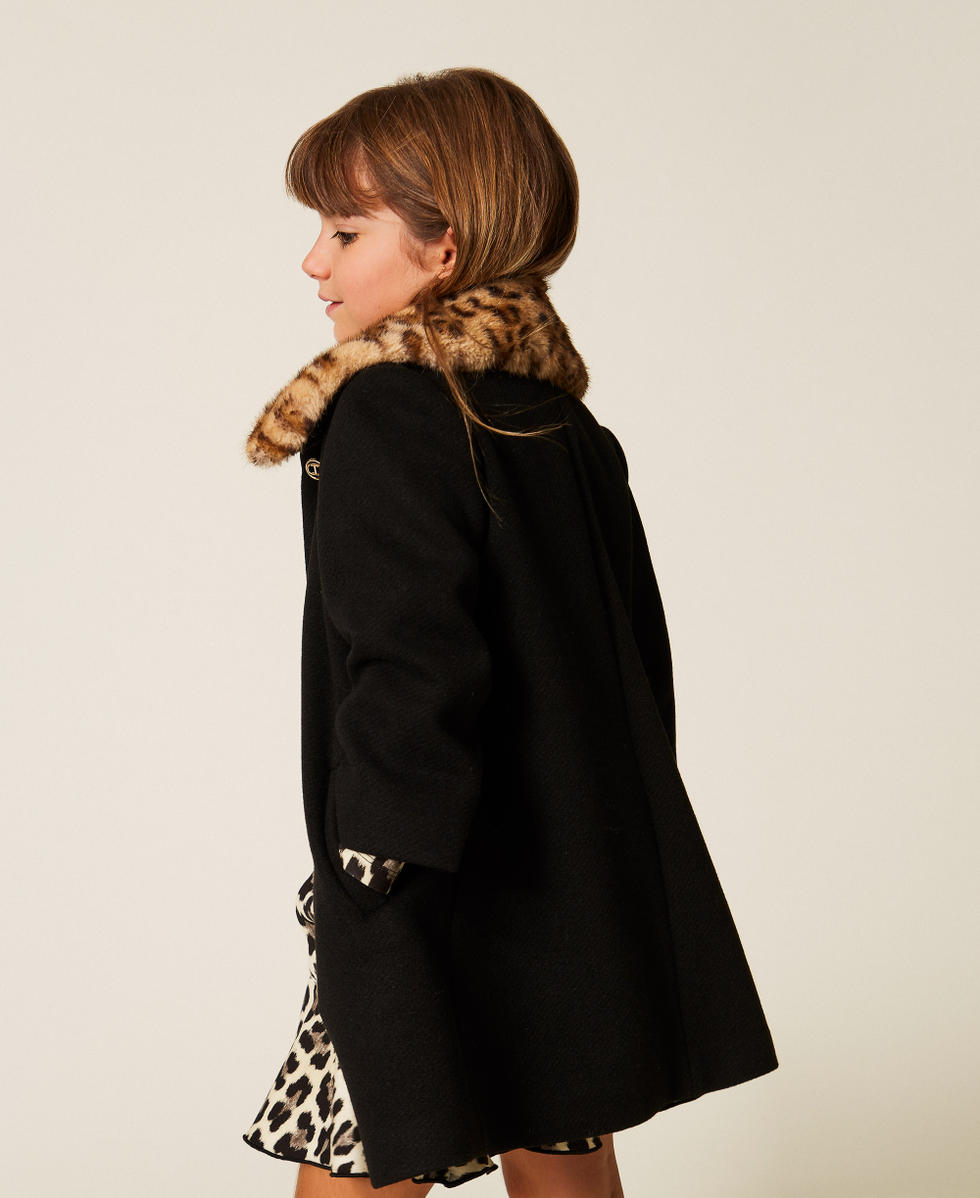 Mädchenmantel aus Tuch mit Animal-Kragen
