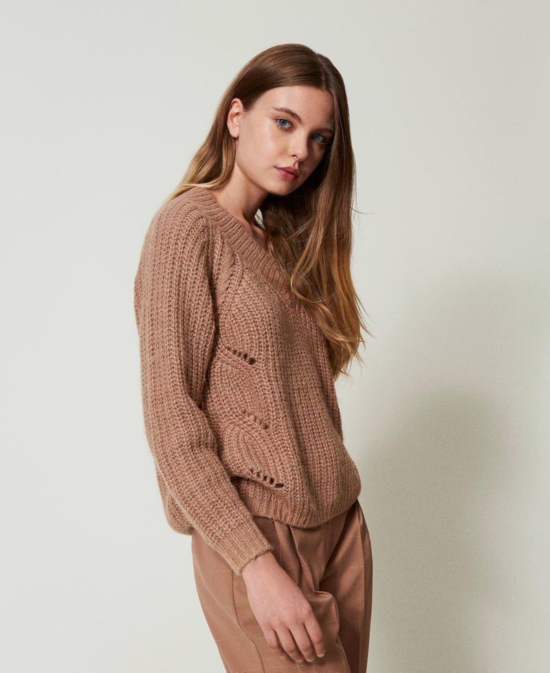 Pull c&ocirc;tel&eacute; avec torsades Marron &laquo;&nbsp;Beaver&nbsp;&raquo; Femme 242AT3213_11960_02