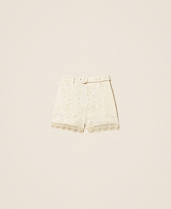 Кружевные шорты с поясом