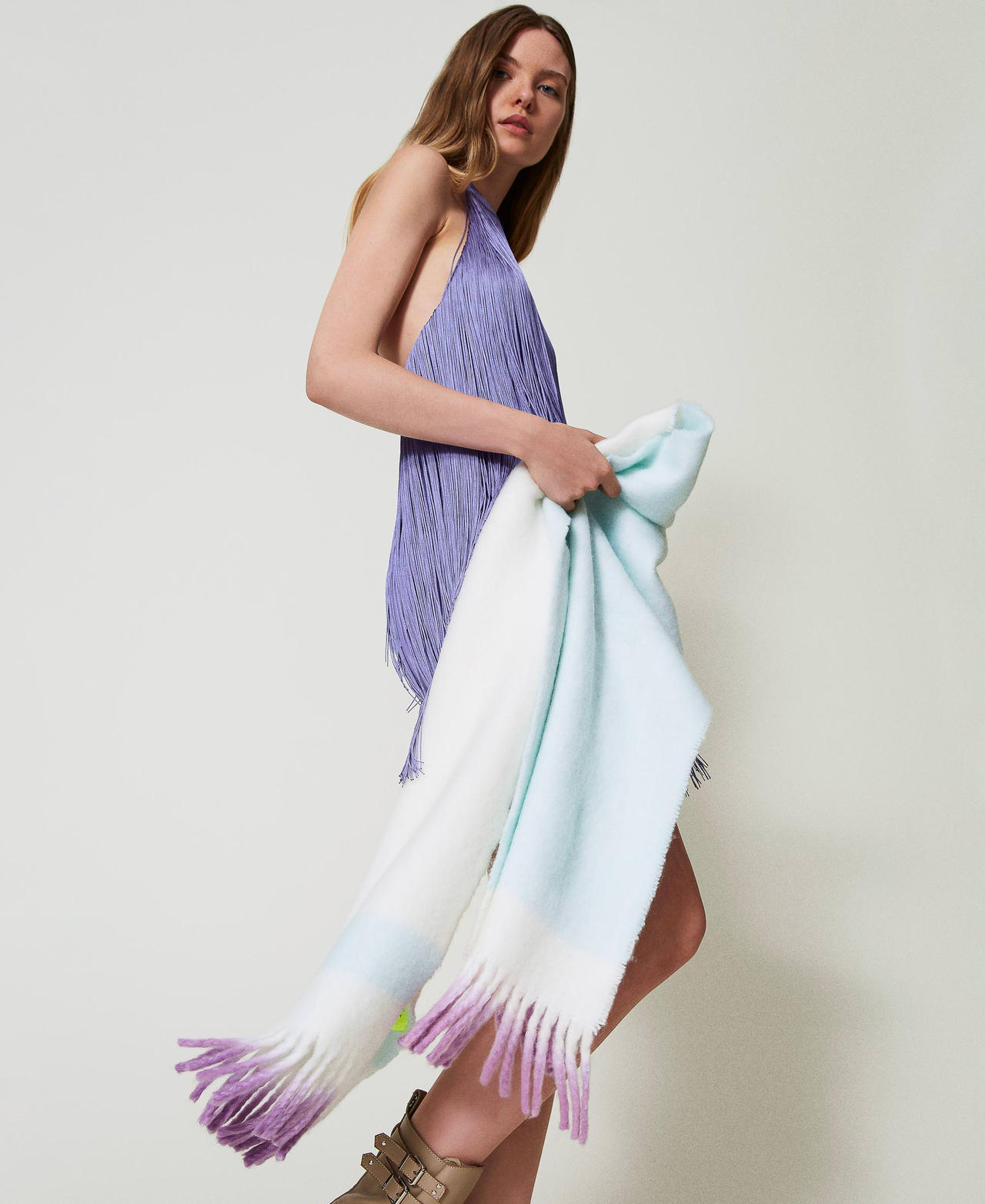 MYFO scarf with fadeout fringes Two-tone Snow White / Bleached Aqua Woman 242AM4010_11853_0S
