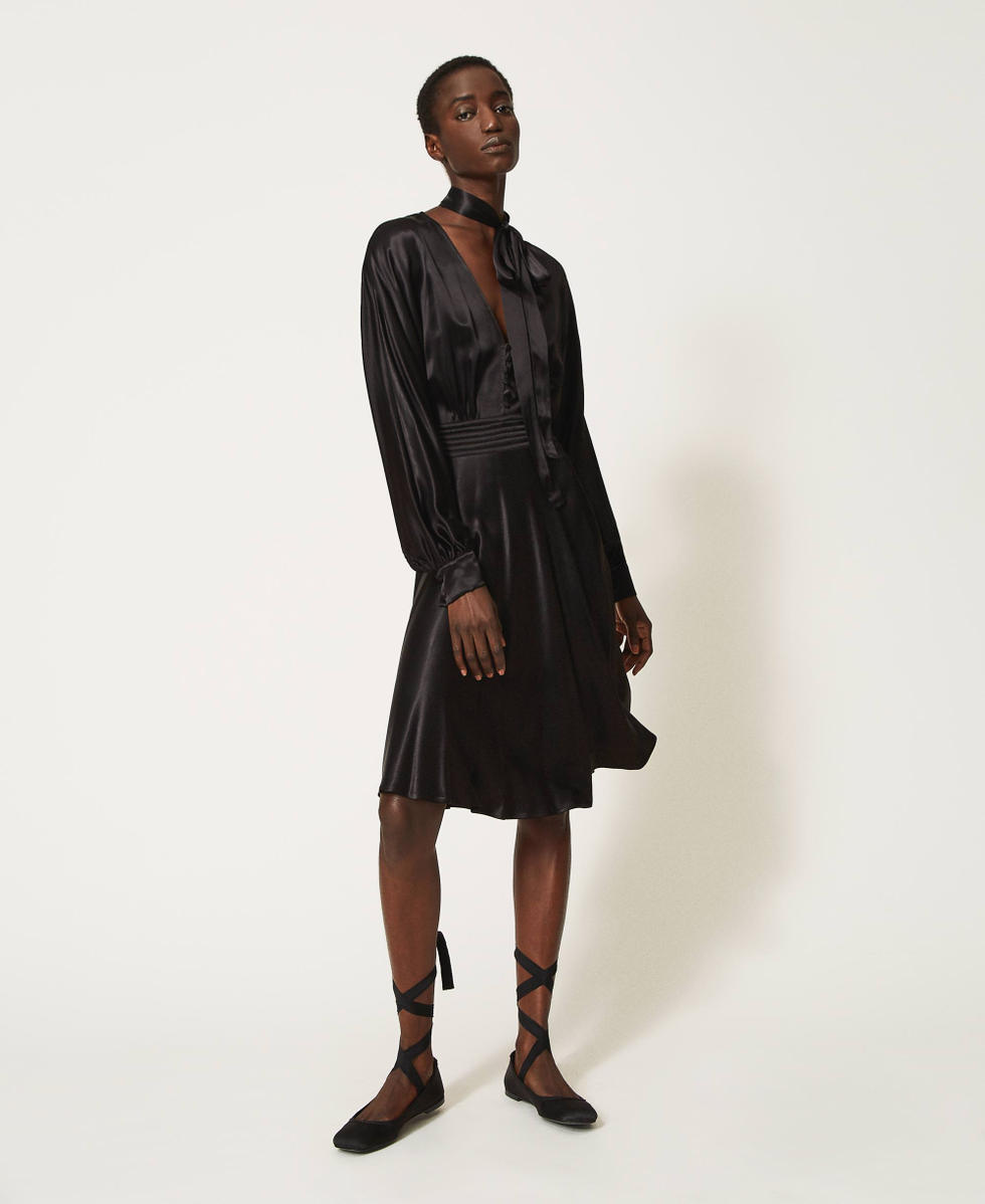 Атласные балетки