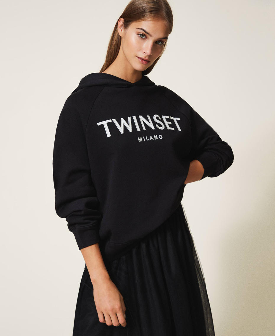 Hoodie with logo embroidery