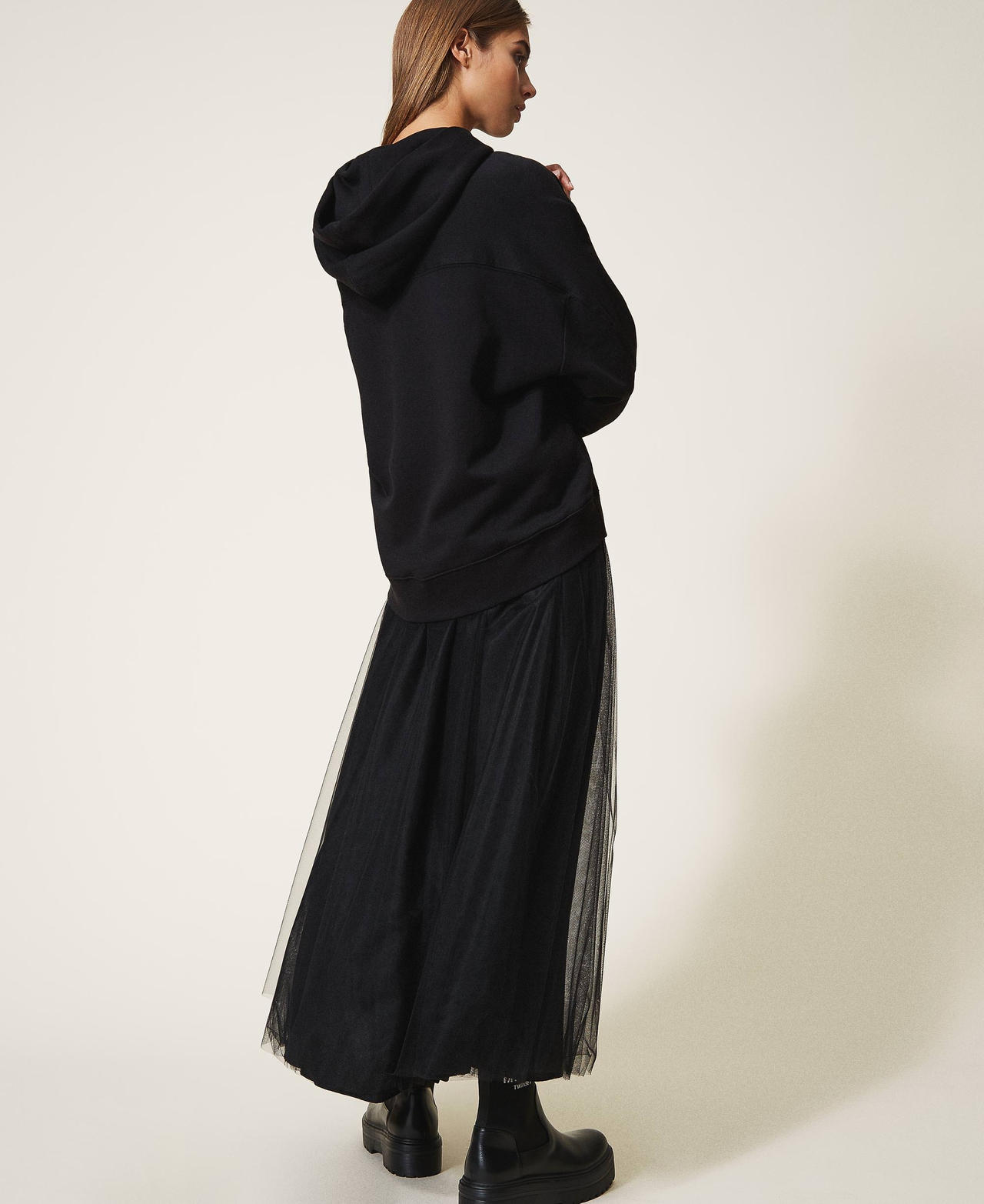 Hoodie with logo embroidery