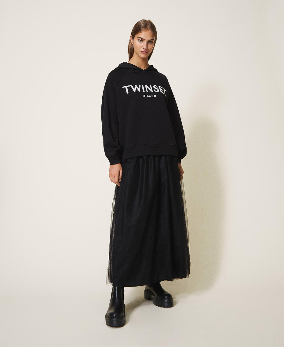 Hoodie with logo embroidery