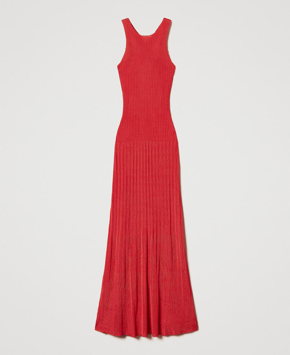Long pleated knit dress
