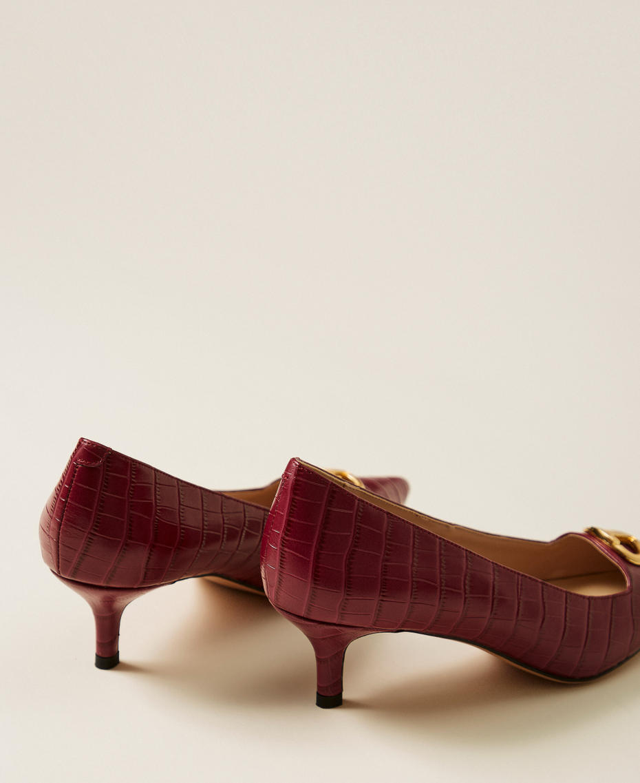 Crocodile print court shoes with Oval T Venetian Red Woman 252TCP040_00740_03