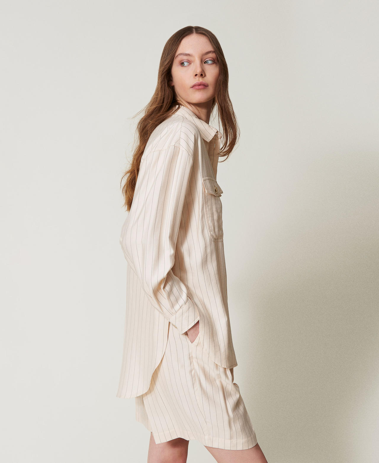 Camicia over gessata Gessato Beige / Nero Donna 251LL2ABB_12247_02