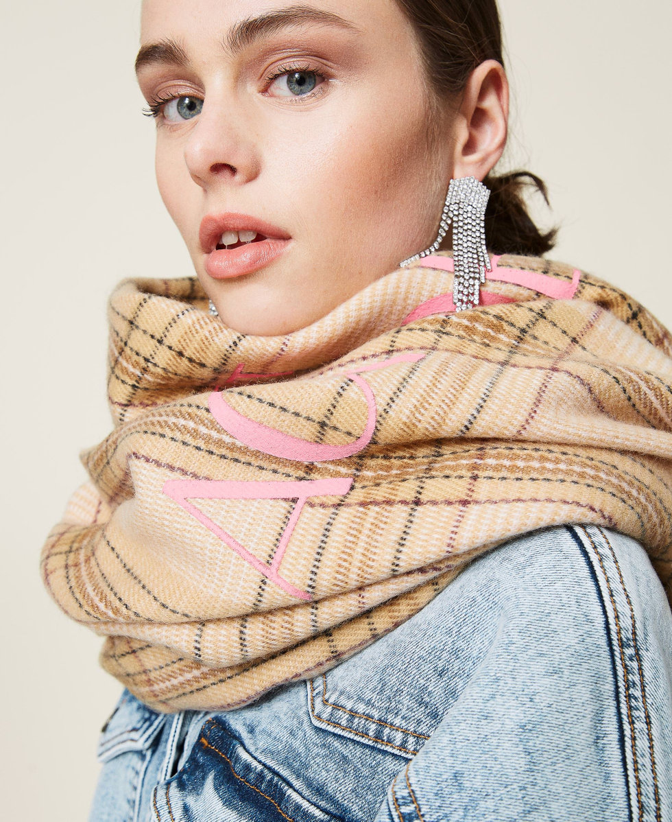Check jacquard scarf &ldquo;Panama&rdquo; Brown Check Jacquard Woman 212AA4060-0T