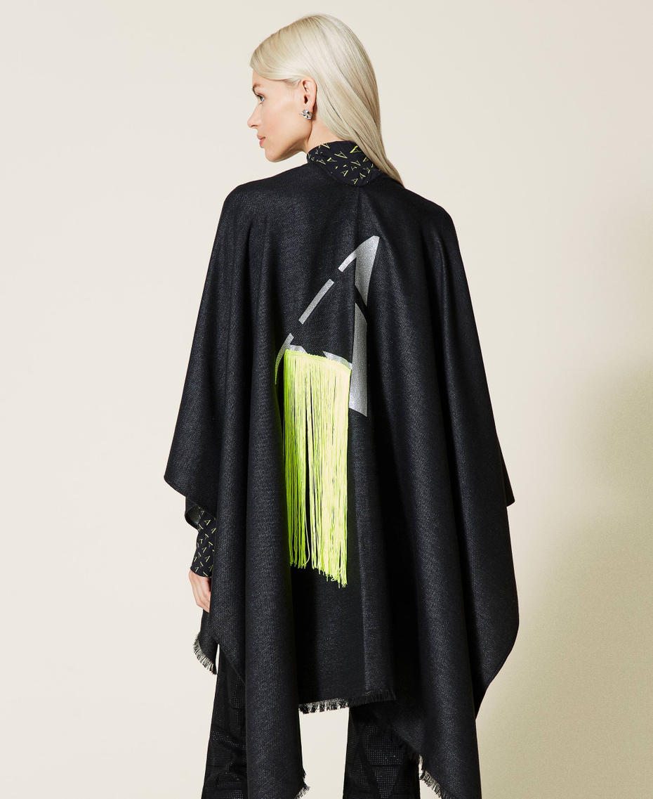 Wool poncho with logo and fringes. Black Woman 212AO5345-04