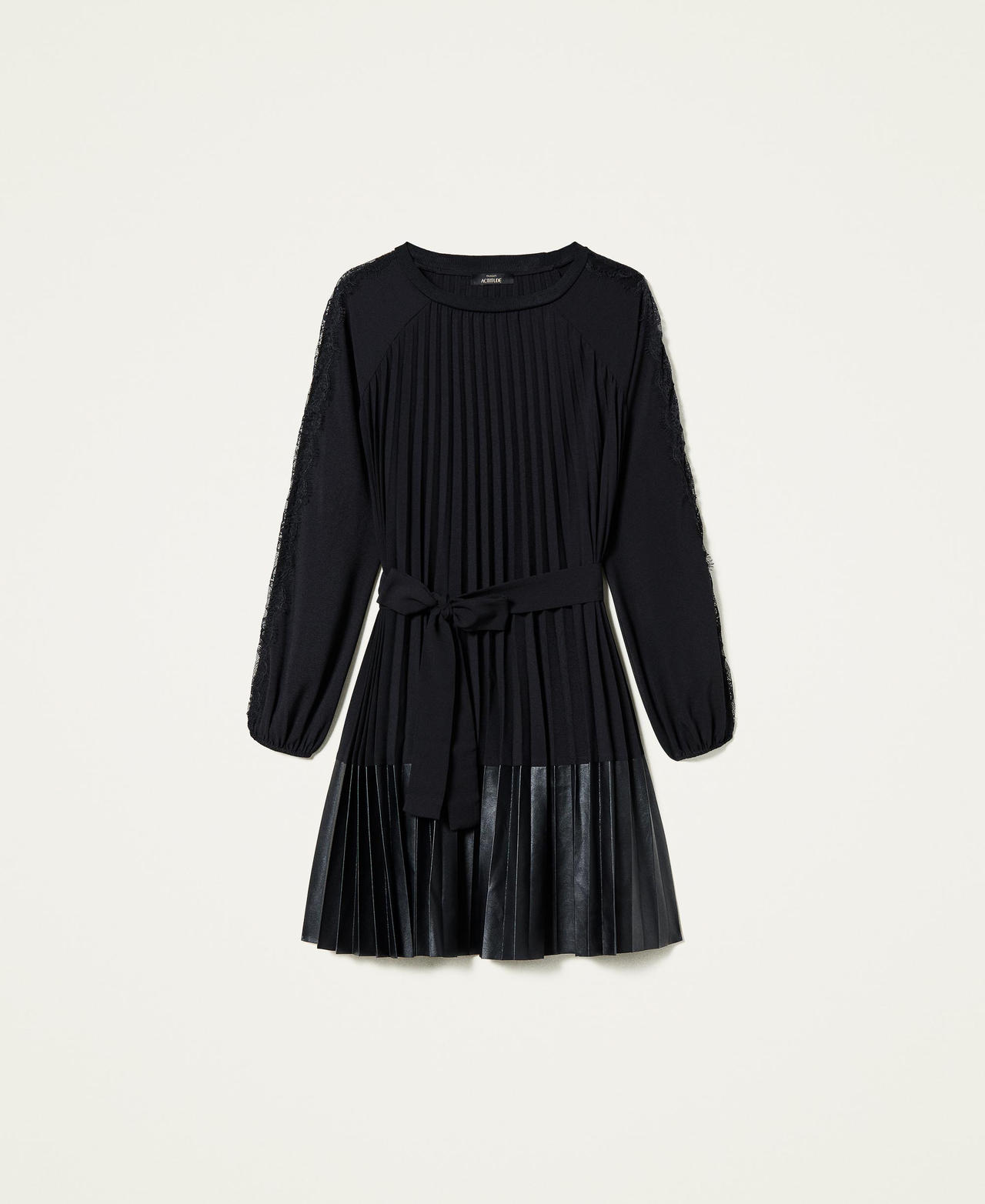 Vestido de crep&eacute; de China plisado con encaje Negro Mujer 212AP2082-0S