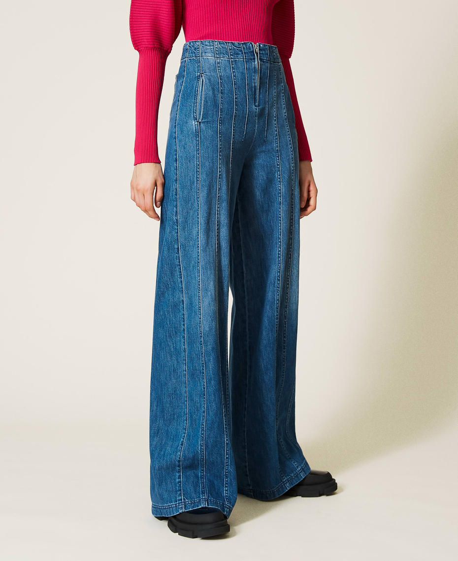 Wide leg ‘Mica’ jeans with stitching "Mid Denim" Blue Woman 212AP217B-05