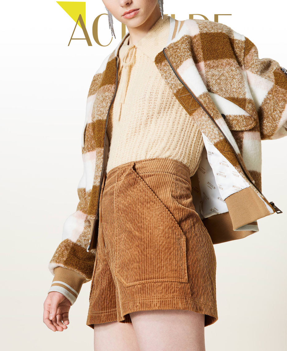 &lsquo;Borax&rsquo; corduroy shorts &ldquo;Panama&rdquo; Brown Woman 212AP2243-01