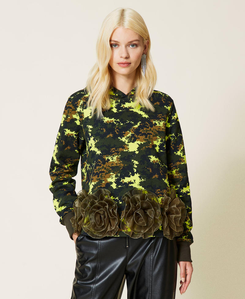 ‘Silver’ camouflage hoodie with roses Mimetic Green Print Woman 212AP2320-02
