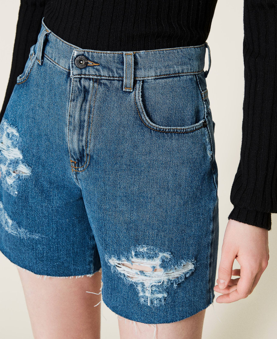 Shorts in jeans con rotture Blu "Denim Medio" Donna 212AP2380-05