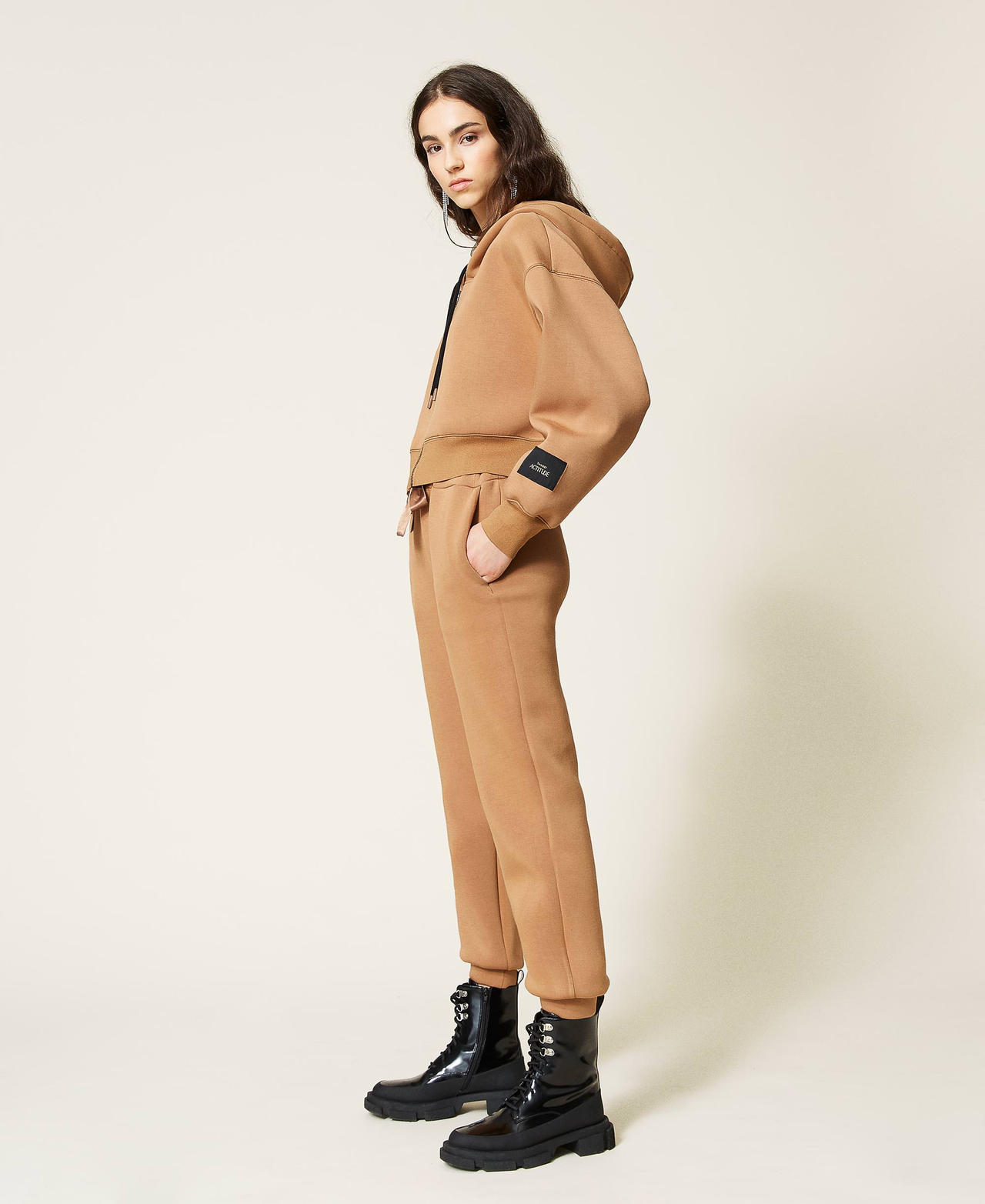 &lsquo;Jade&rsquo; scuba fabric hoodie &ldquo;Panama&rdquo; Brown Woman 212AP2480-02