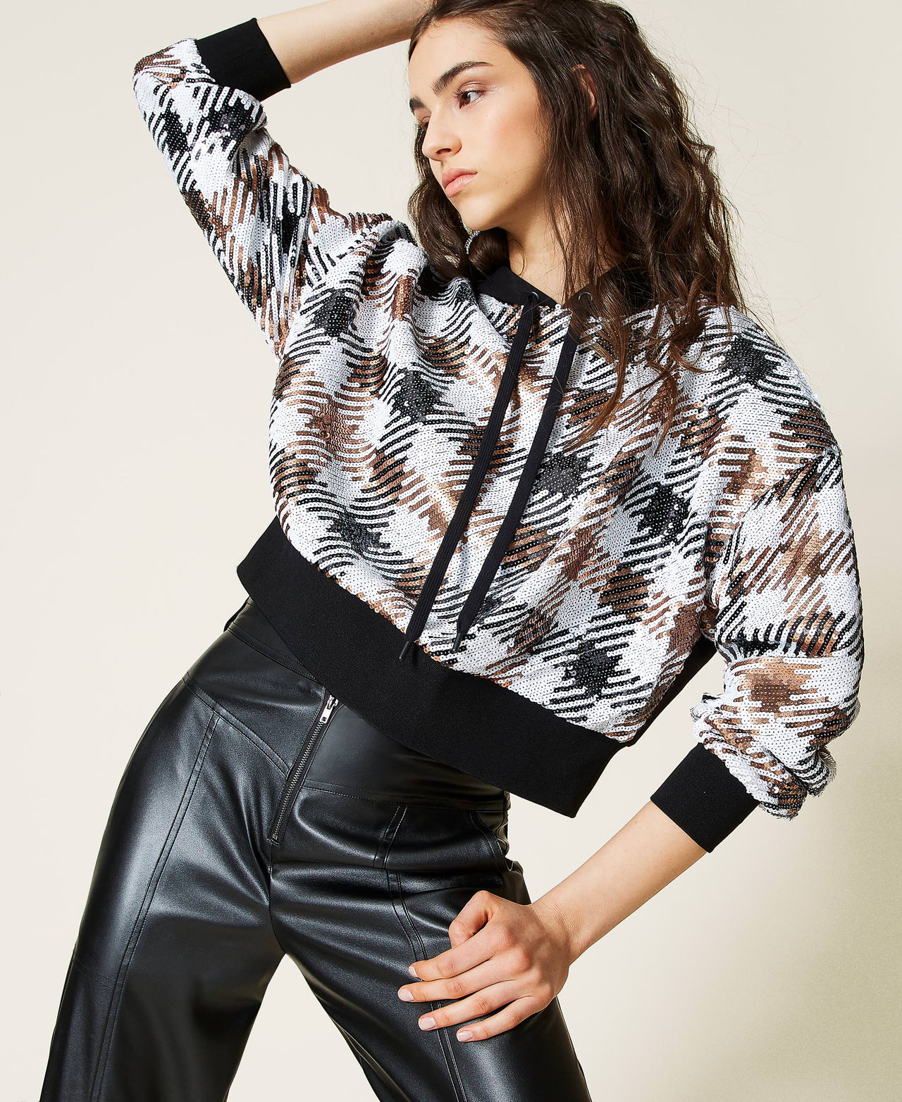 Full sequin chequered hoodie Full Sequin Check Woman 212AP2510-02