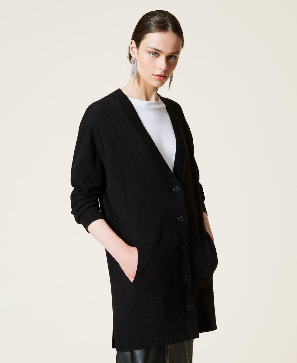 Maxicardigan aus Wollmischung mit Aufschrift Zweifarbig Schwarz / &bdquo;Sea Salt&ldquo;-Wei&szlig; Frau 212AP3121-04