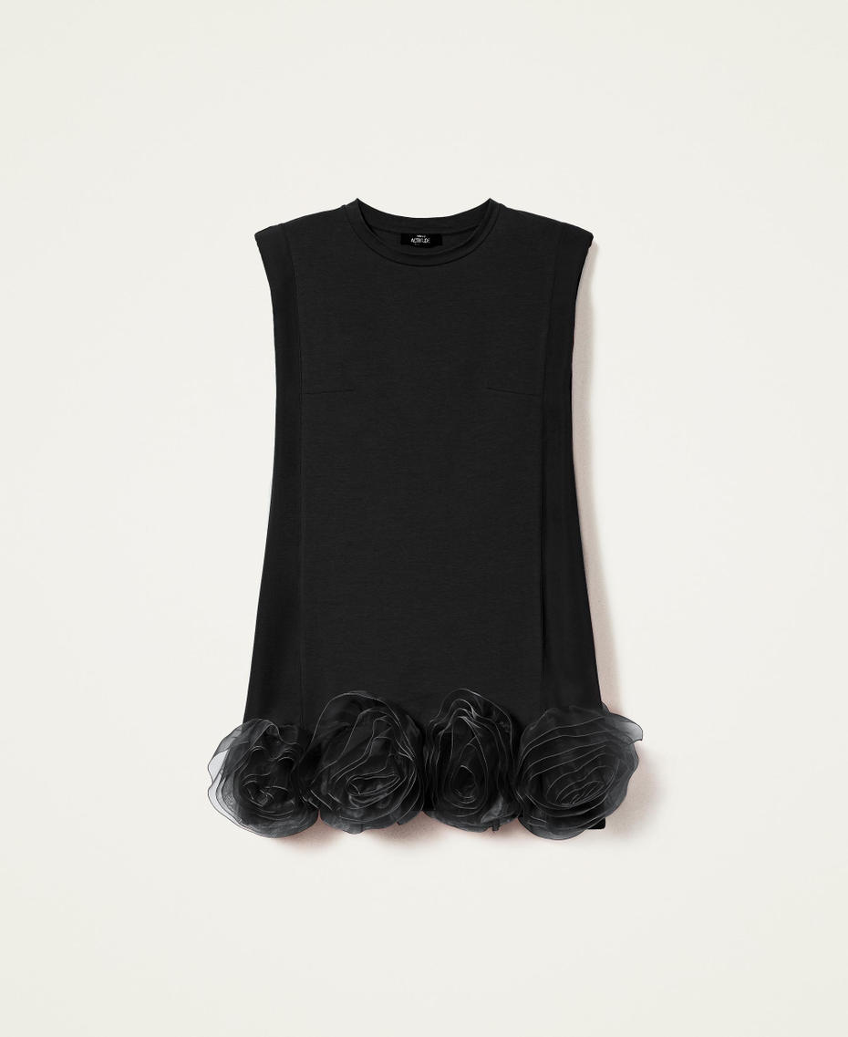 Dress with organza roses