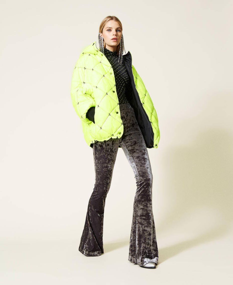 Reversible puffer jacket with embroidery Two-tone Black / Neon Yellow Woman 212AT2042-0T