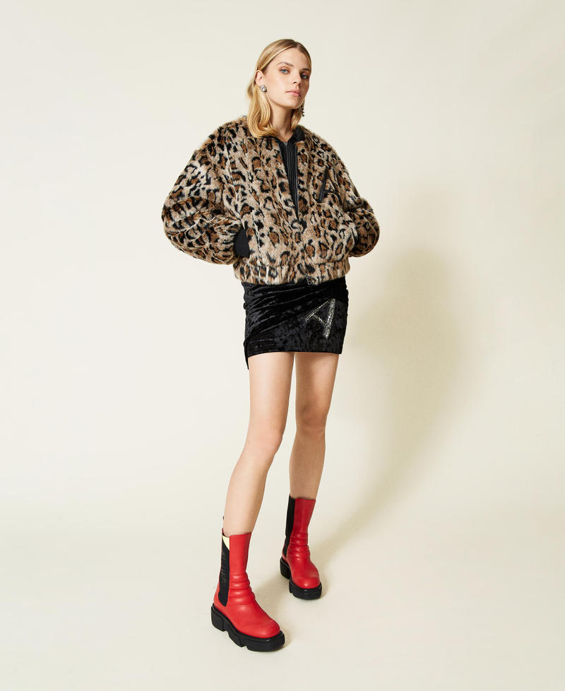 &lsquo;Amber&rsquo; animal print jacquard bomber jacket Jaguar Print Woman 212AT2170-0T