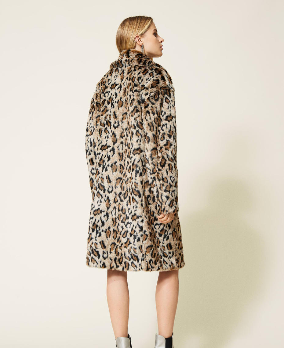 &lsquo;Amber&rsquo; animal print jacquard coat Jaguar Print Woman 212AT2171-04