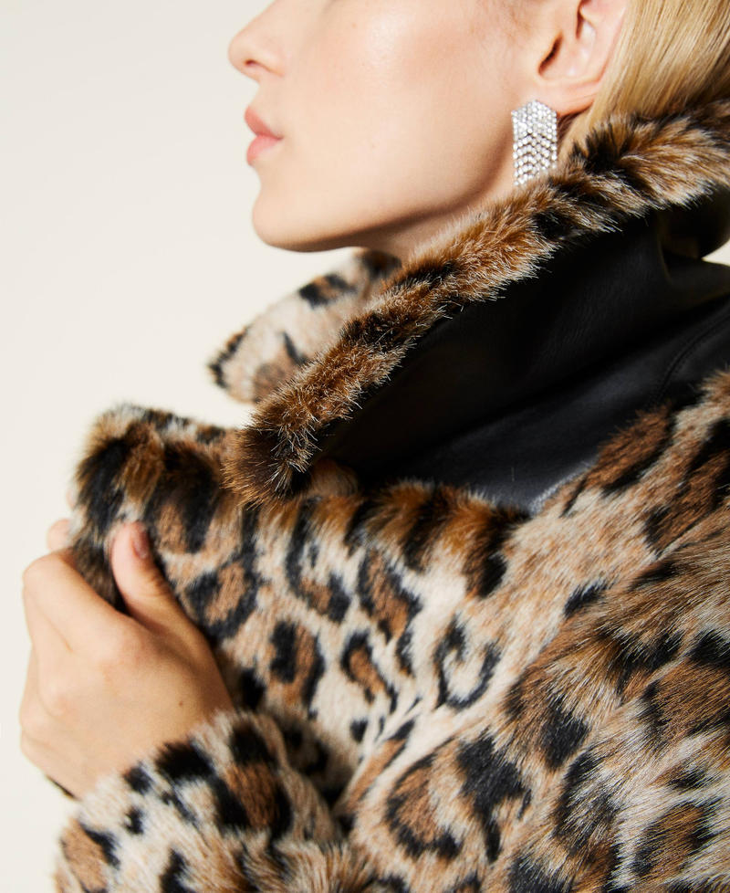 ‘Amber’ animal print jacquard coat Jaguar Print Woman 212AT2171-05