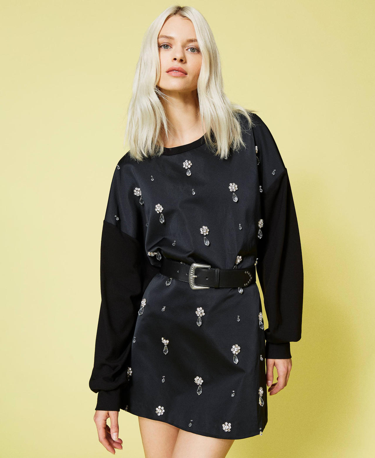 Sweat-shirt &laquo;&nbsp;Diamond&nbsp;&raquo; en satin duchesse Noir Femme 212AT2386-02