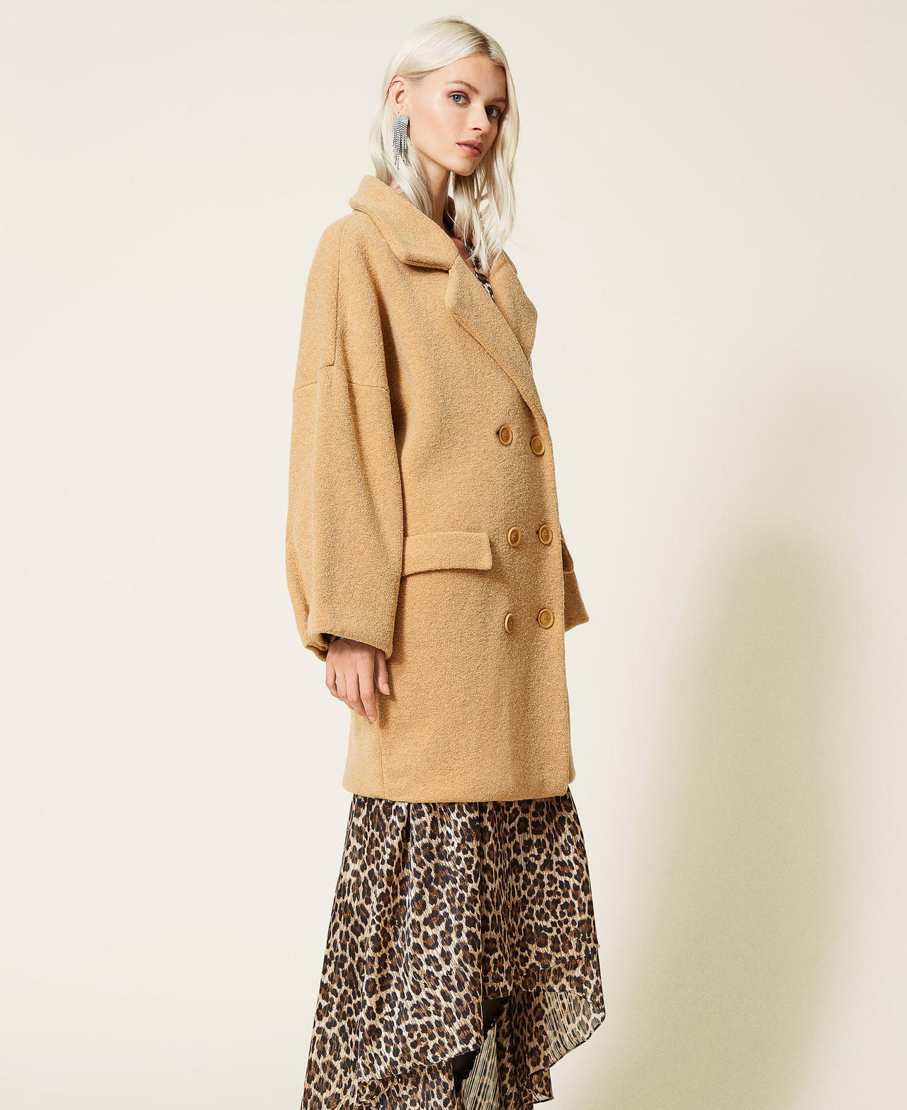 Boucl&eacute; coat Soft Beige Woman 212AT3113-03