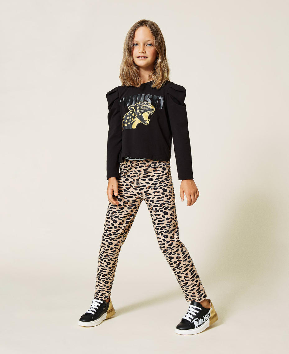 T-shirt with print and animal print leggings Two-tone Black / Leopard Spot Print Girl 212GJ2252-01