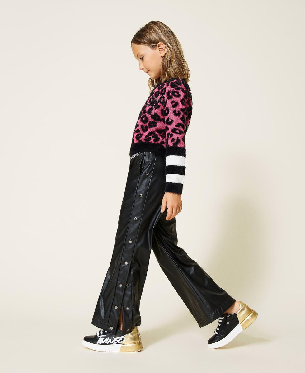 Pantaloni con bottoni laterali zara deals