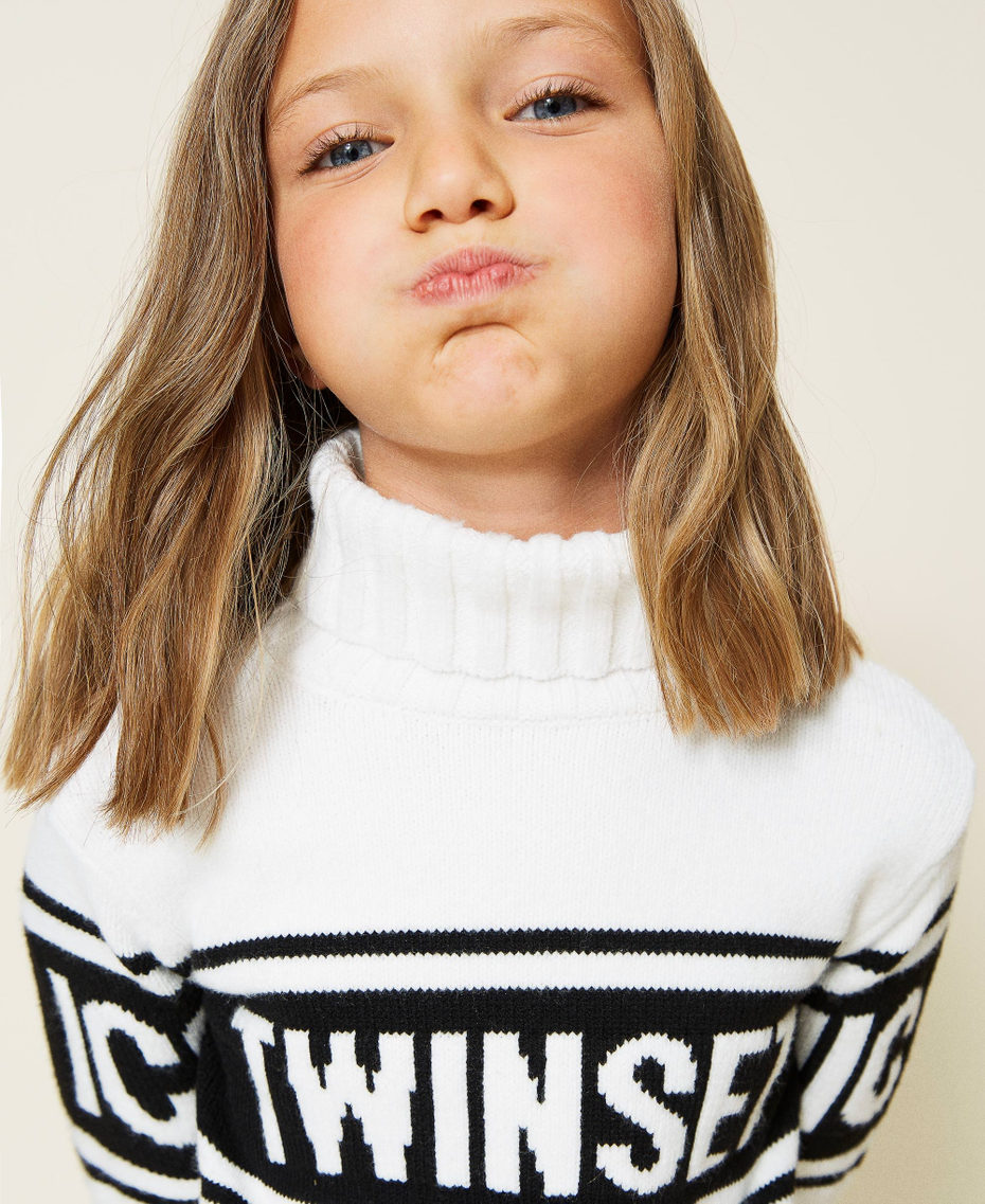 Turtleneck jumper with jacquard logo Bicolour Off White / Black Girl 212GJ3310-01